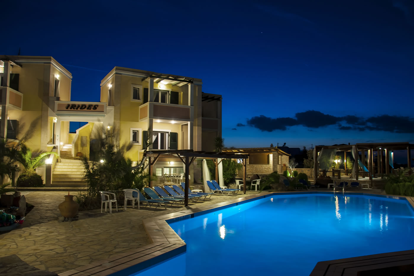 Irides Hotel Aegina