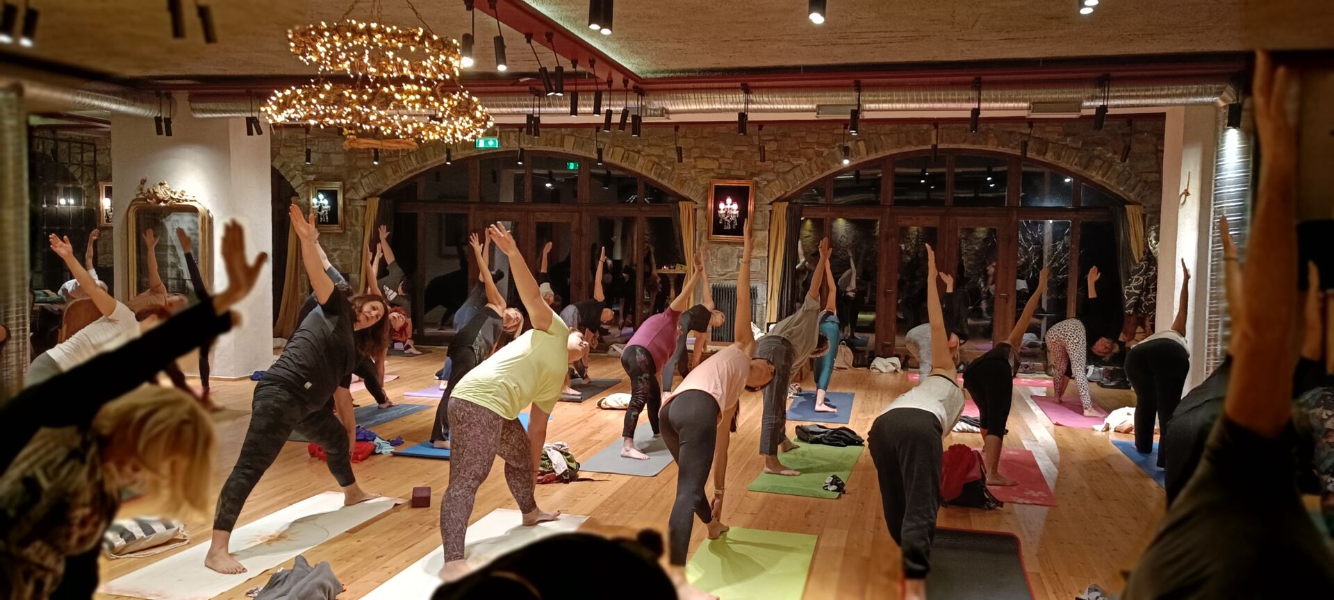 yoga retreat agrafa montanema