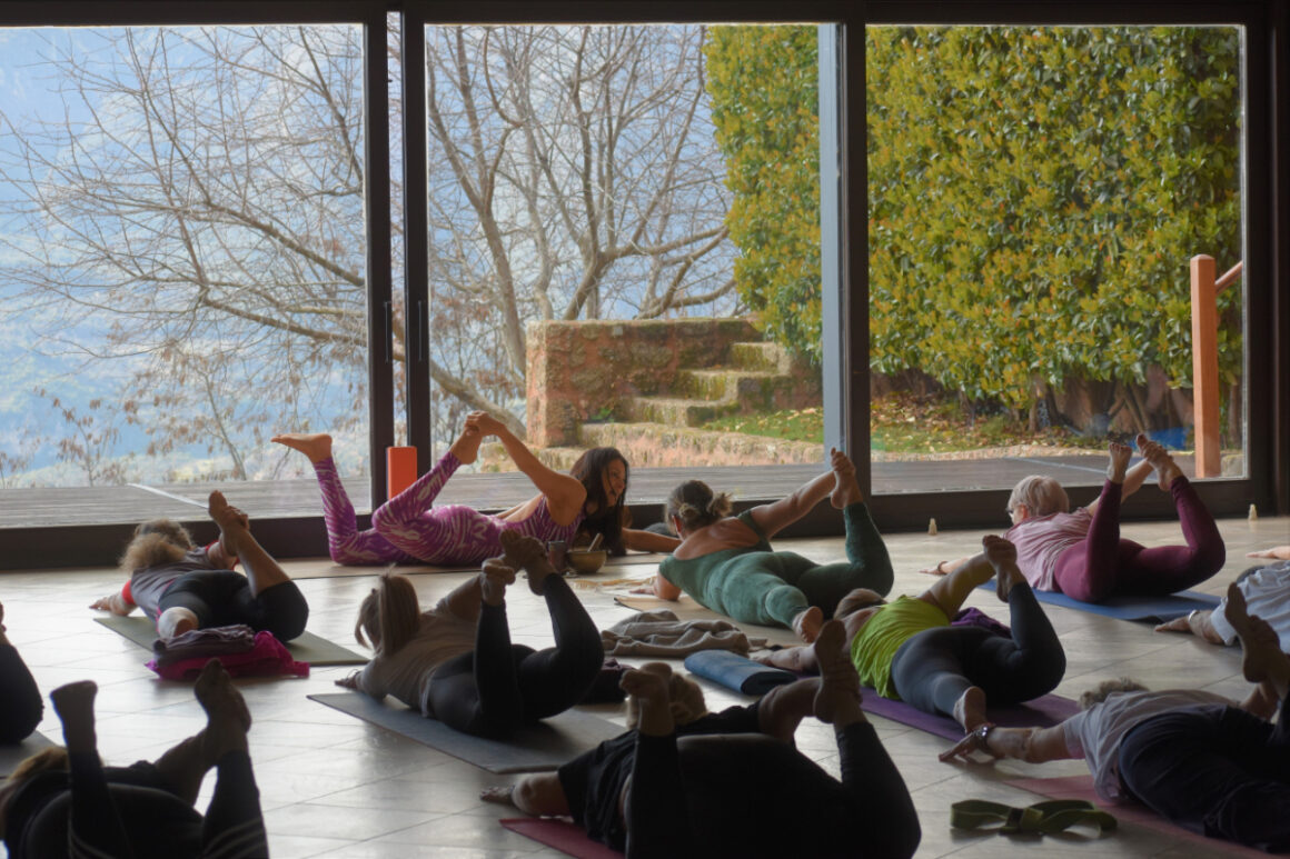 Yoga Retreat στις Πλαγιές της Ζήρειας, Τρίκαλα Κορινθίας – Λίμνη Δόξα , Μάρτιος 2023
